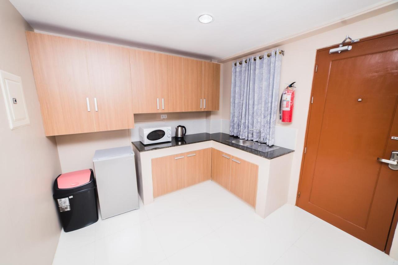 Jsb Suites Dipolog Buitenkant foto